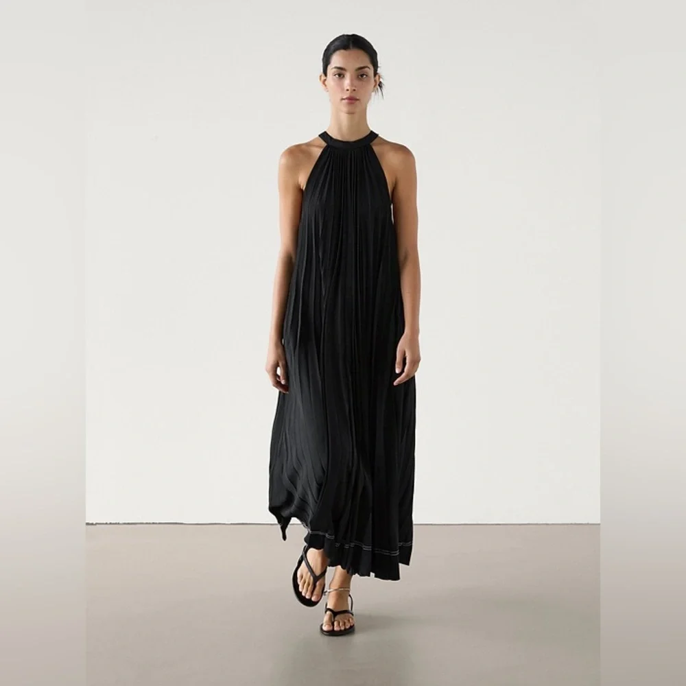 Massimo Dutti ~ Pleated halter midi dress w/ packets - Picture 3 of 5